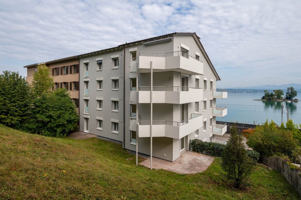 Moderne, frisch sanierte Wohnung mit unverbaubarer Seesicht - Aussenansicht