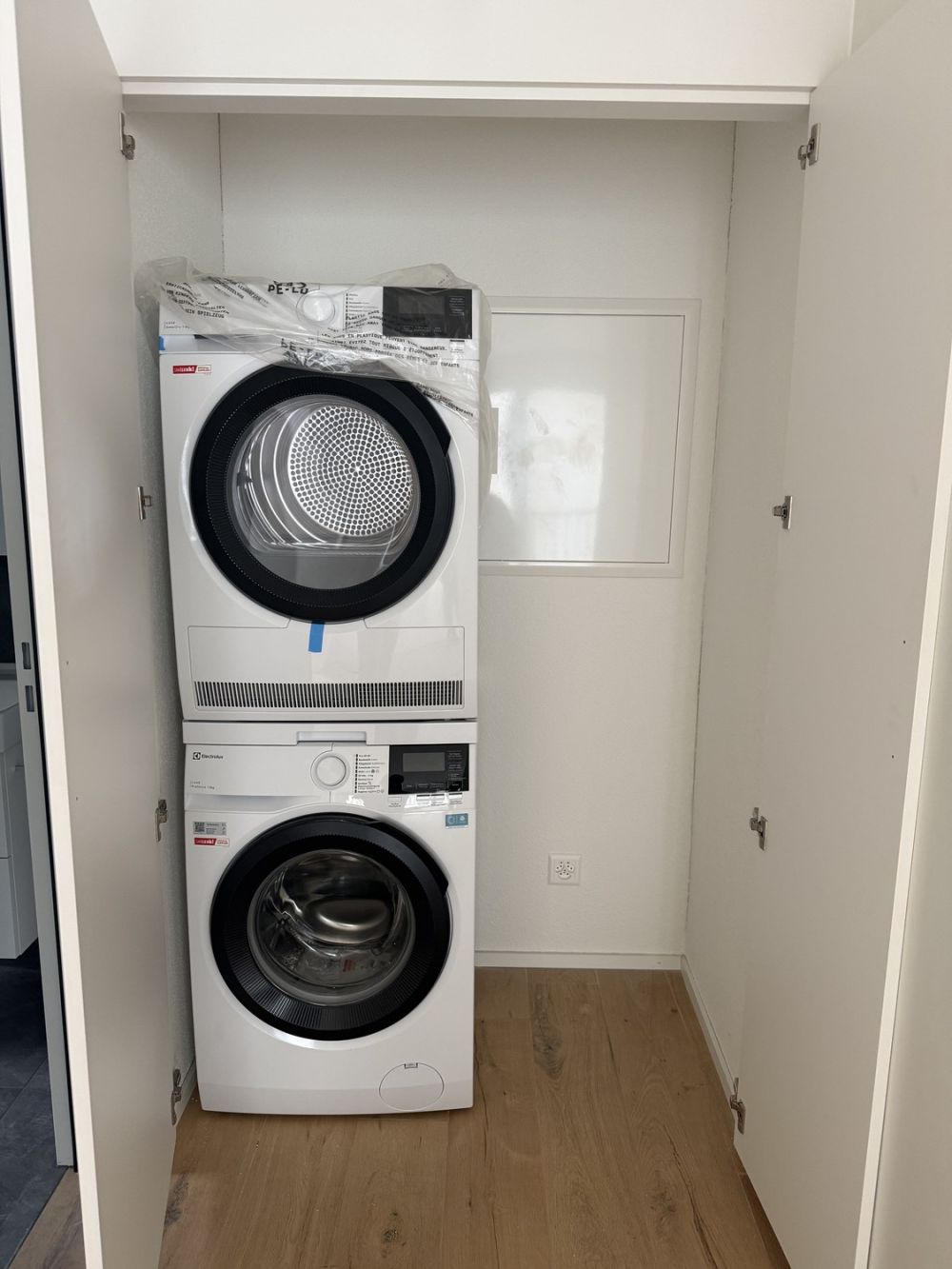 Nachmieter/in gesucht  moderne 2.5-Zimmer-Neubauwohnung in Sevelen - Bild 2