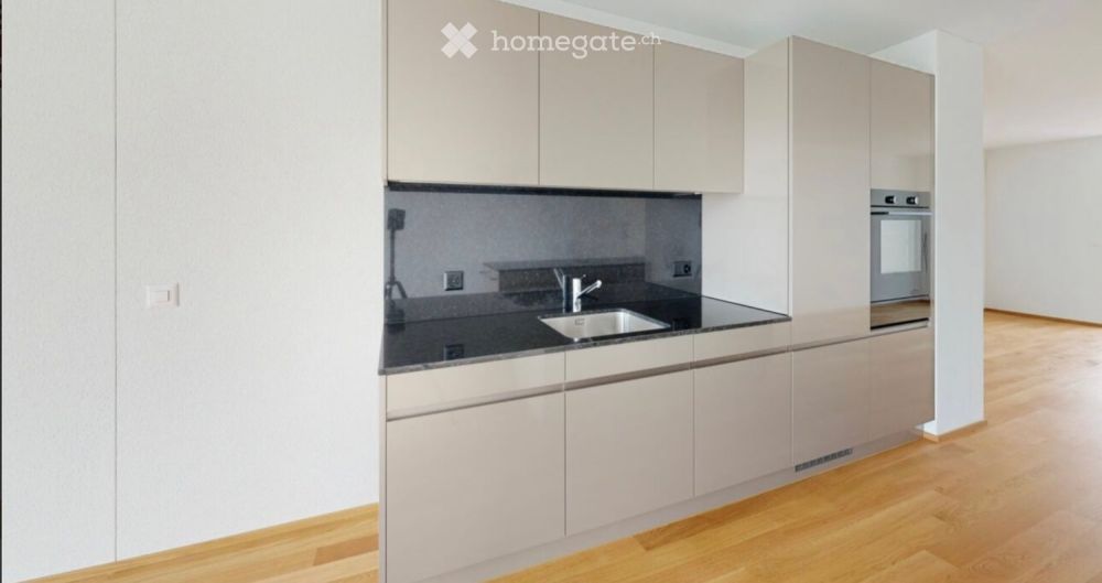 Moderne 2.5-Zimmer-Wohnung mit Seeblick in Horn - Bild 2