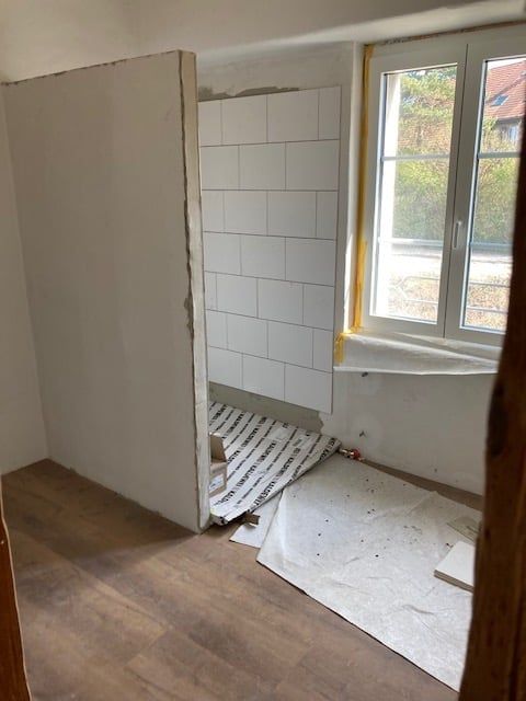 Moderne 3.5-Zimmer-Wohnung in Büsserach mit gedecktem Balkon und Gartensitzplatz - Bild 7