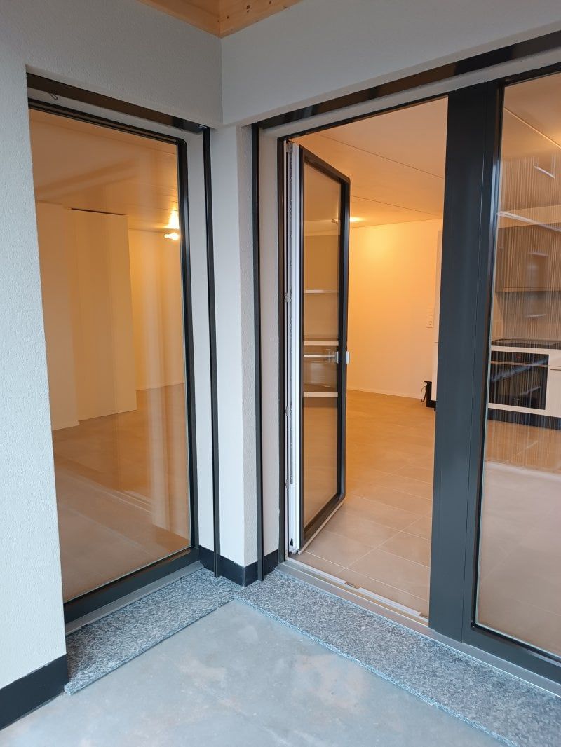 07754 - Appartement 2.5 pièces - Ch. du Verger 4 - Collombey - Porte attenantes baies vitrée