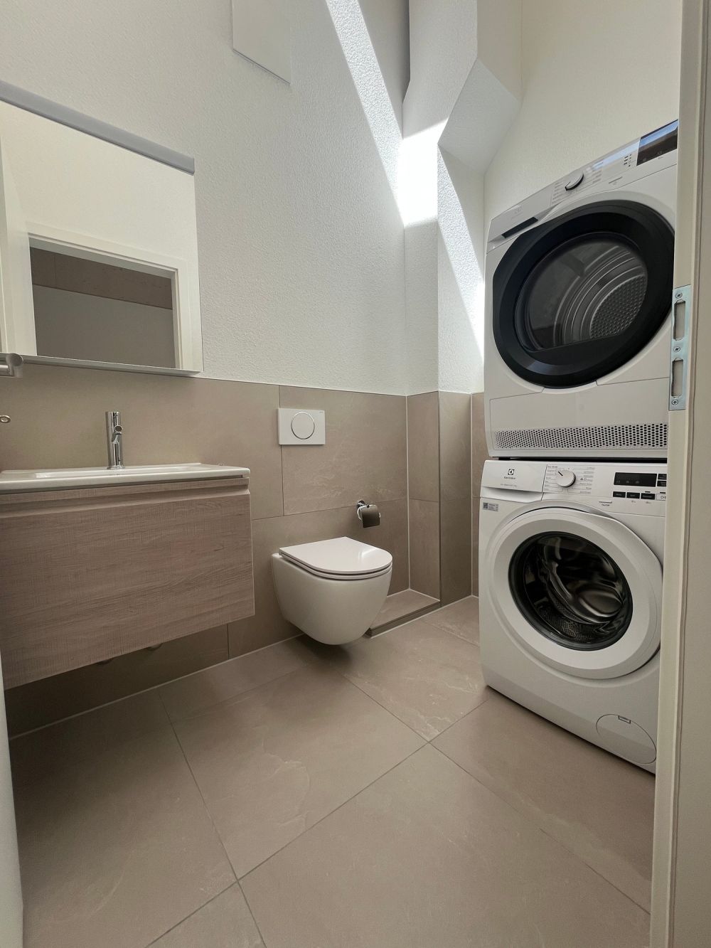 Erstbezug – Exklusive 3.5-Zimmer-Dachwohnung mit grosser Terrasse - IMG_5037