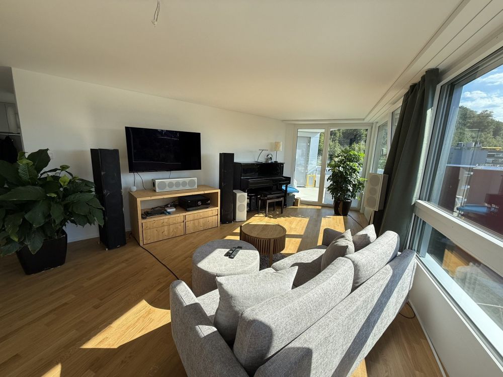 BEFRISTET: Möblierte 4.5-Zimmer-Wohnung mit Dachterrasse und Aussicht in Luzern - Bild 3