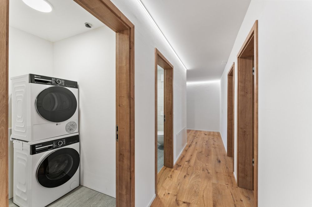 möbiliertes WG Zimmer in 5.5-Z-Gartenwohnung - Neubau - Bild 11