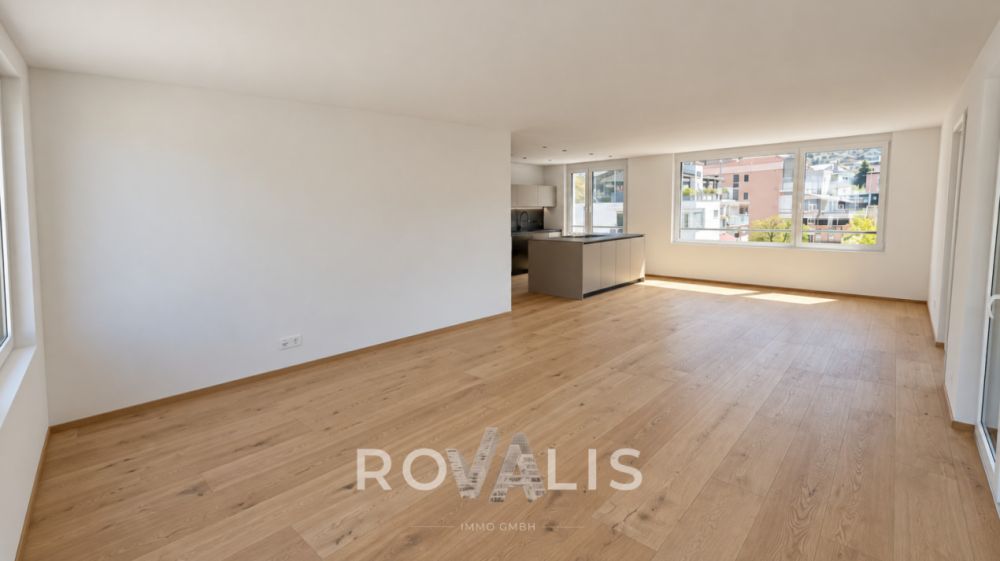 **Moderne 4.5-Zimmer-Wohnung an zentraler Lage in Brig-Glis** - Wohnzimmer