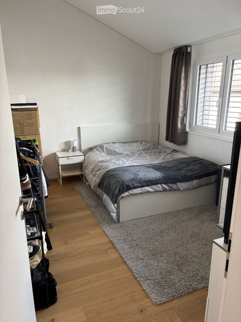 Prächtiges neues Zweifamilienhaus mit 7,5 Zimmern in Riaz - Bild 12