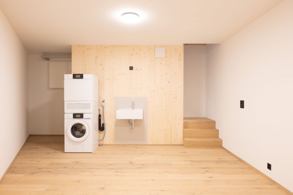 Einmaliges Holz100 3.5-Zimmer Kleinhaus in Attinghausen, UR - Bild 12