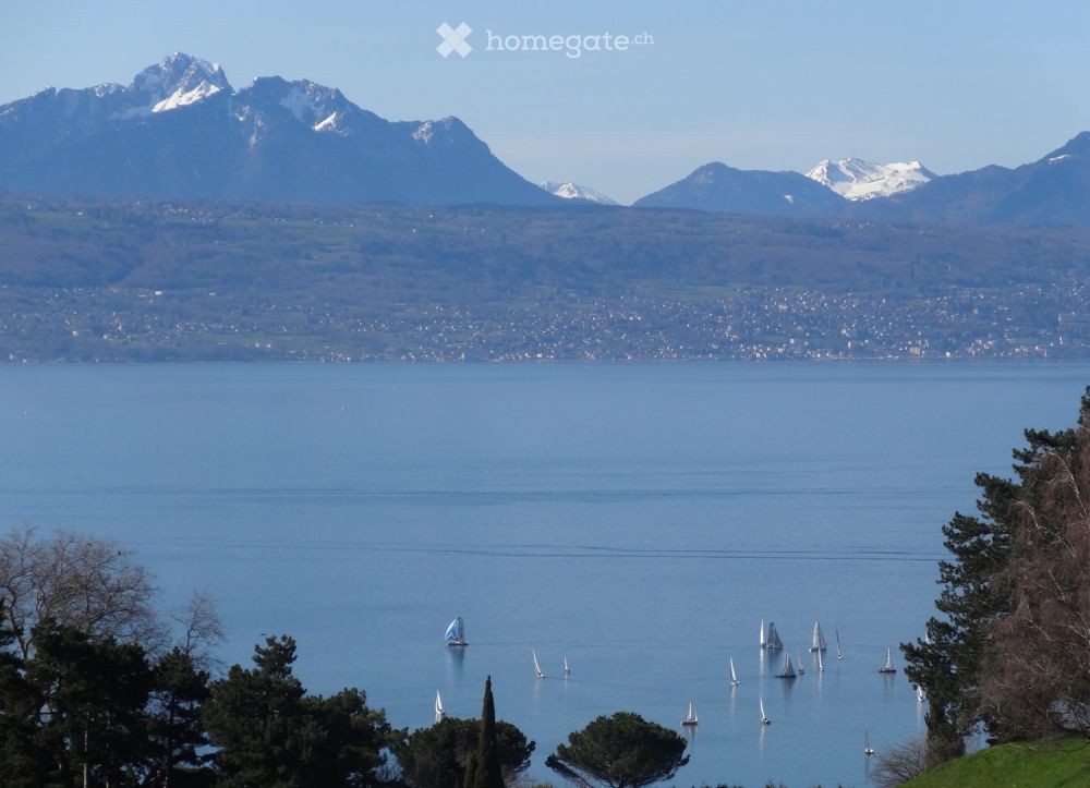 Lutry: Villa terrasse en attique 200 m2, 5/6.5 p, gde terrasse vue lac 160 m2. Migros & gare à 2 pas - Bild 1