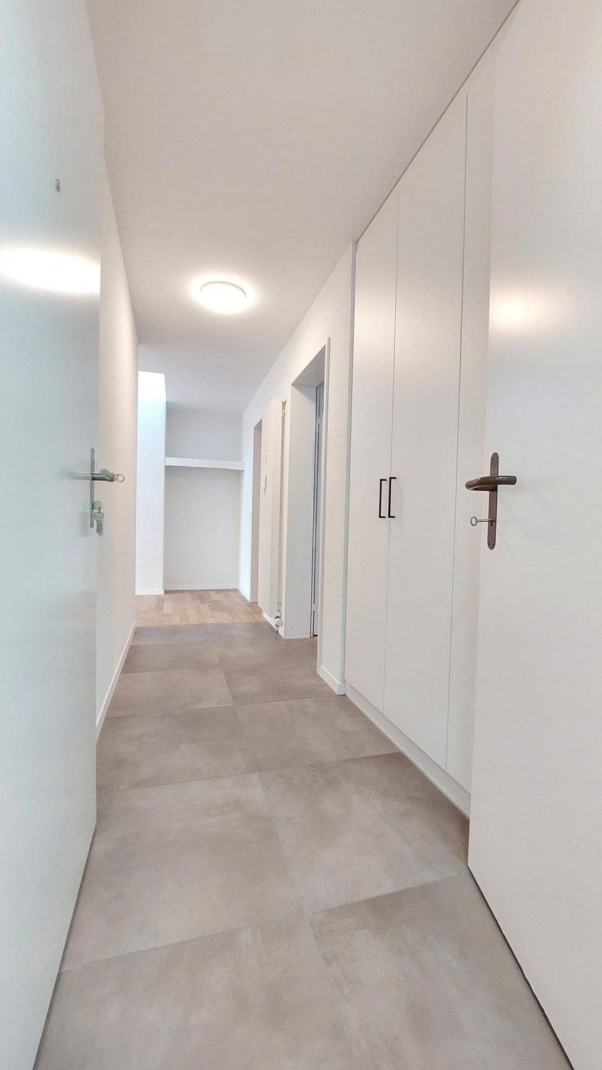 Erstvermietung im Herzen von Lyss - Korridor