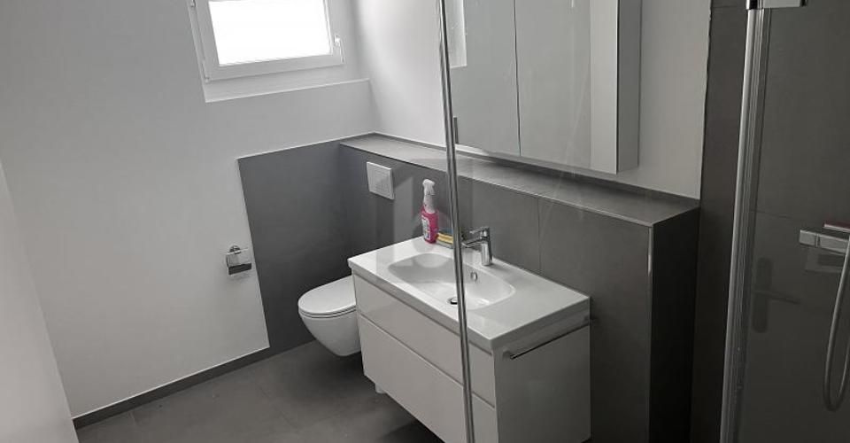WOHLFÜHLEN MIT TERRASSE UND MODERNEM KOMFORT - Appartement 3.5 pièces - image - 5