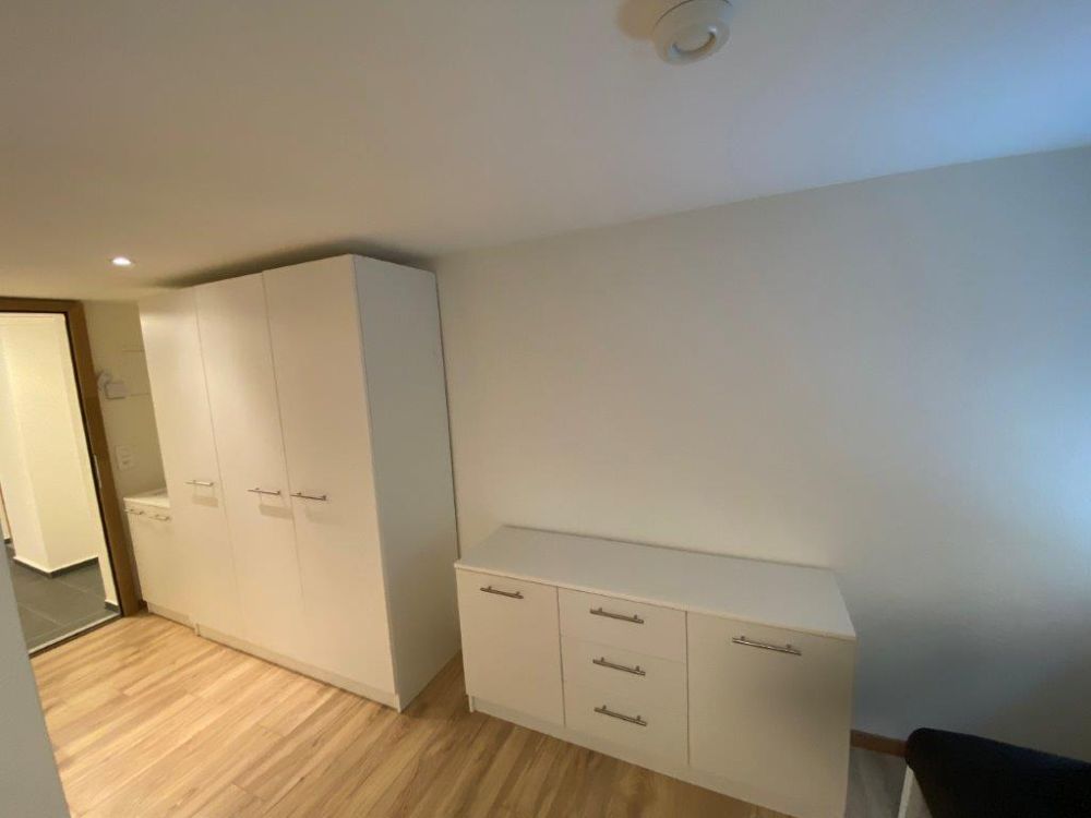 Neu renovierte Studiowohnung mit privatem Eingang  zu vermieten - Bild 3