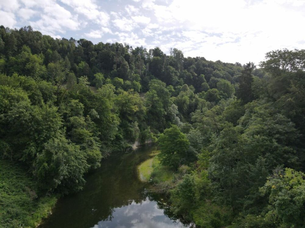Erstvermietung! 3.5-Zimmer-Wohnung mit Terrasse direkt am Wasser inkl. Einstellplatz - Töss