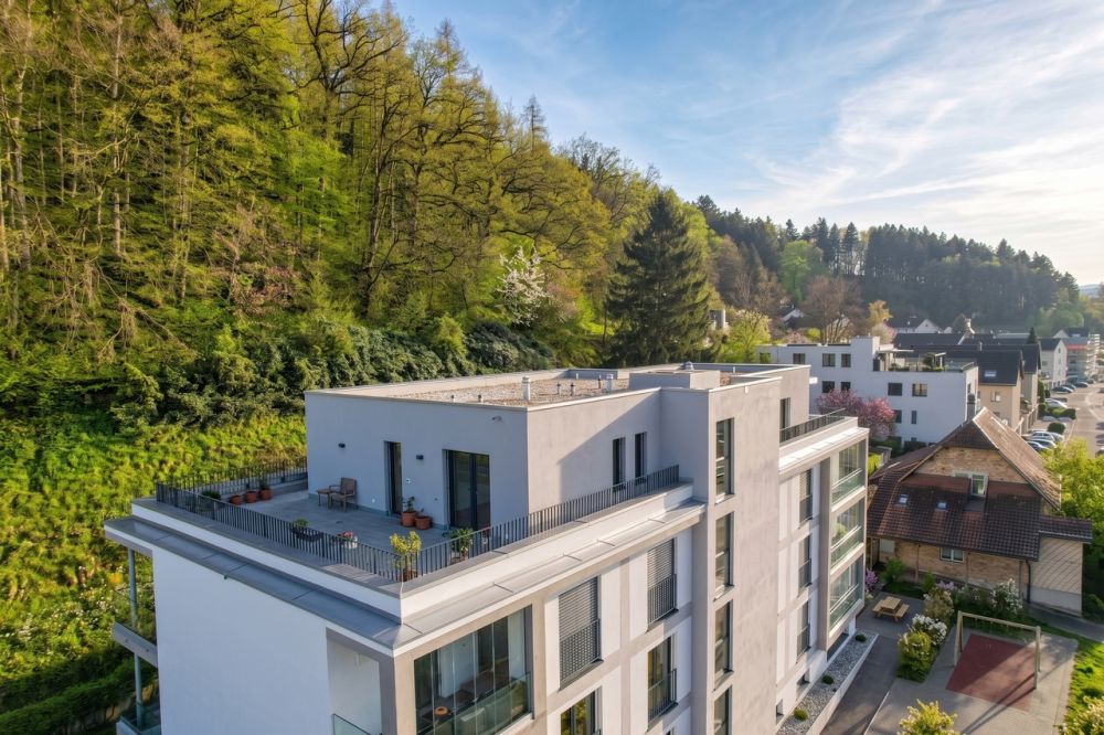 ATTIKAWOHNUNG MIT RIESIGER TERRASSE IN THÖRISHAUS - Bild 2