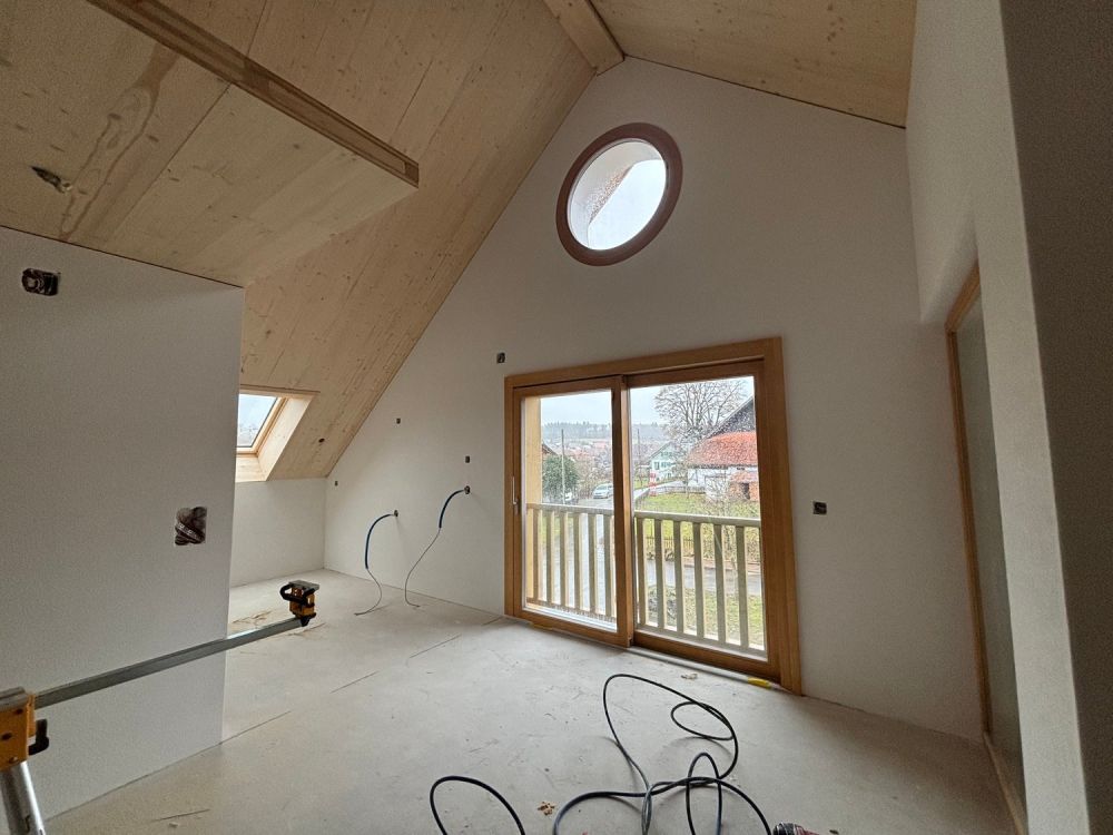 4.5-Zimmer-Dachgeschosswohnung mit Galerie - Bild 3