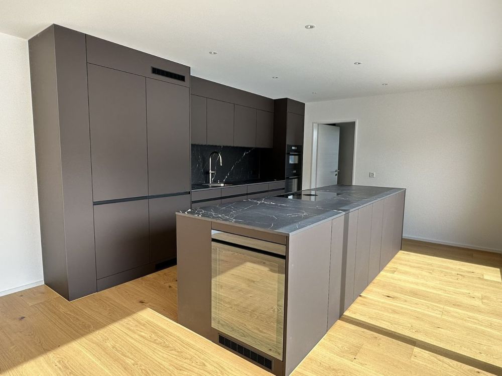 Luxus neu definiert – Attikawohnung mit Grosszügigkeit und Weitblick! - Bild 2
