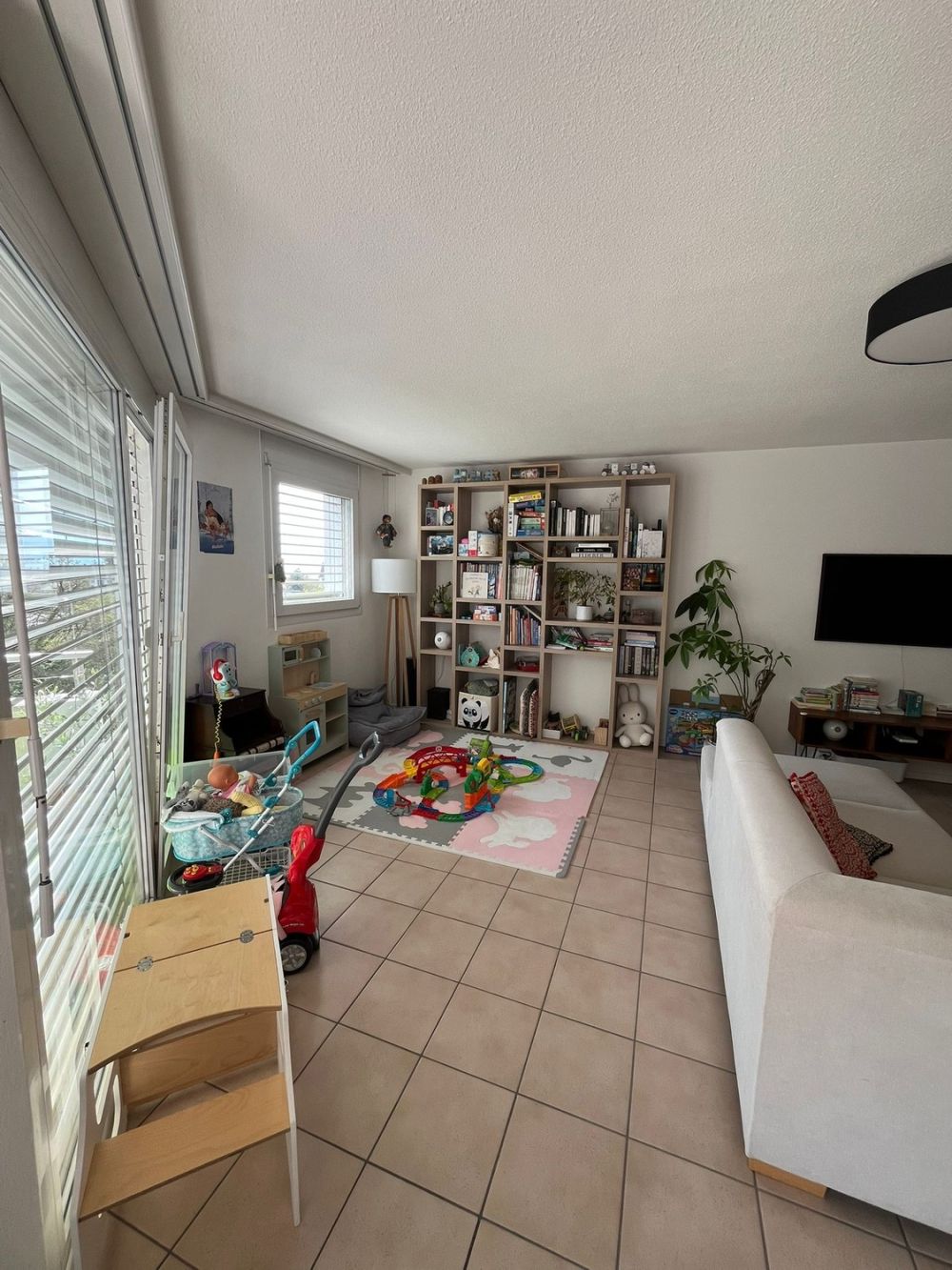 Appartement de 4.5 pièces avec balcon et belle vue à Lutry (sous-location de durée déterminée) - Bild 8