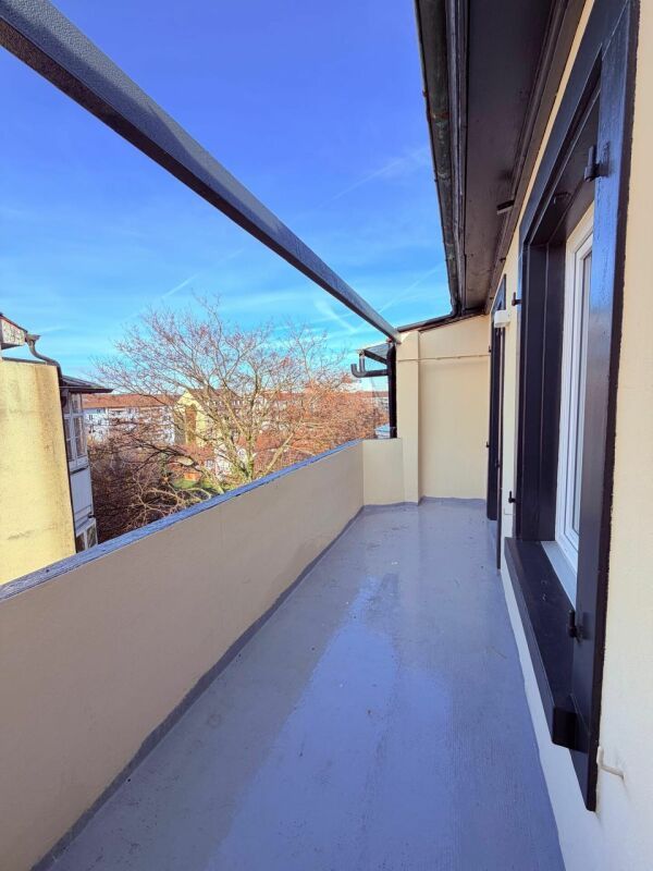 Erstbezug 2.5-Zimmer mit eigener WM/TU, grossem Balkon und Kellerabteil - Bild 8