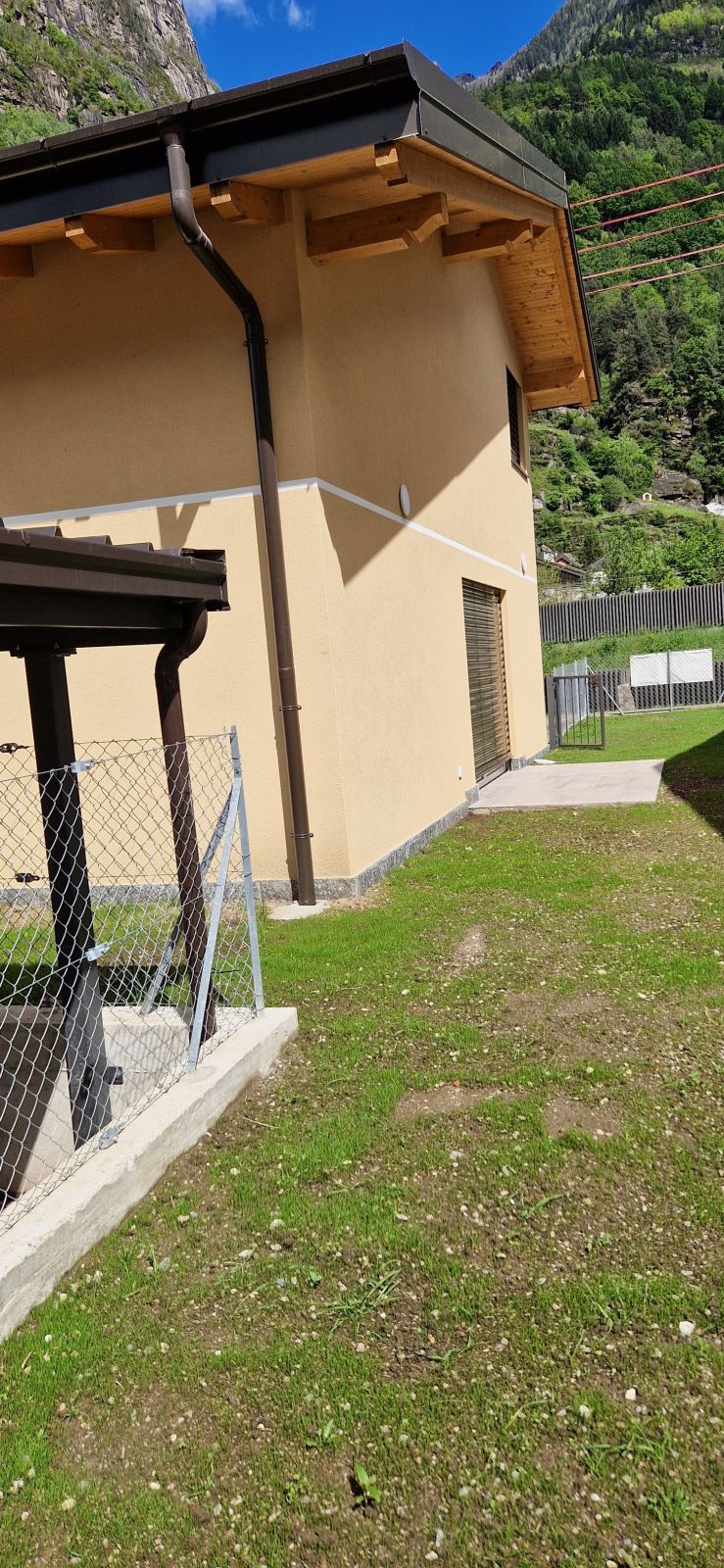 Casa unifamiliare moderna a Osogna - 3.5 locali con giardino - Bild 13