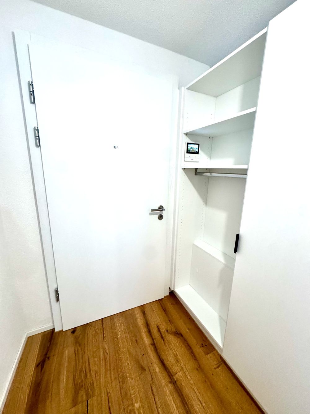 ERSTVERMIETUNG: Wunderschöne 2.5 Zimmer Attika-Wohnungen in Wangen bei Olten - Bild 2