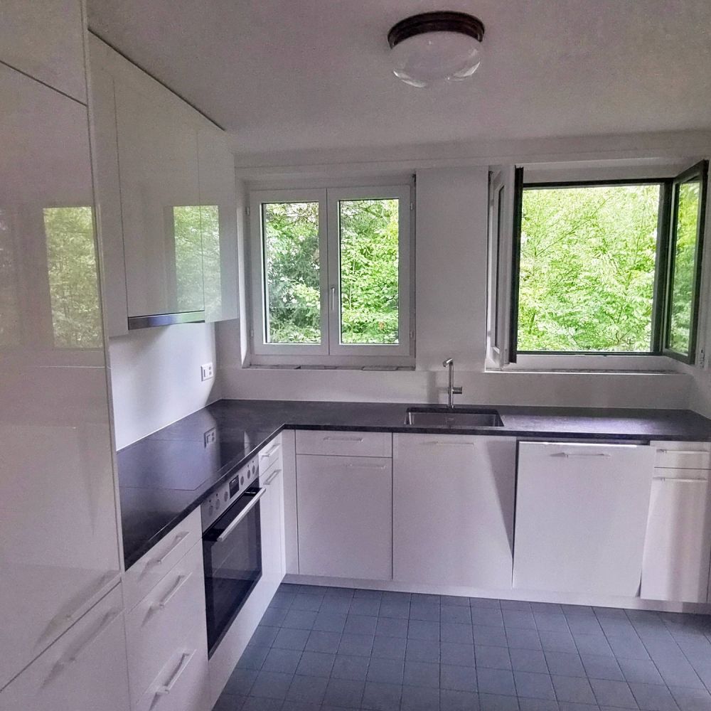 5.5-Zimmer in herrschaftlichem Haus mit grossem Balkon - Bild 11