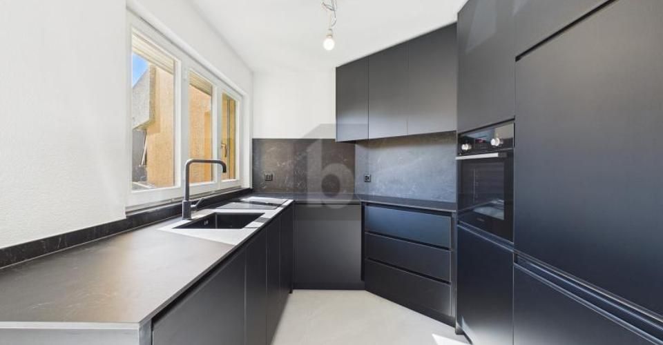 MODERNES UND STILVOLLES WOHLFÜHLEN - Appartement 4.5 pièces - image - 2
