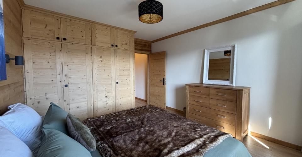 Appartement rénové en plein centre de Crans à louer à l'année - Appartement 3.5 pièces - image - 5