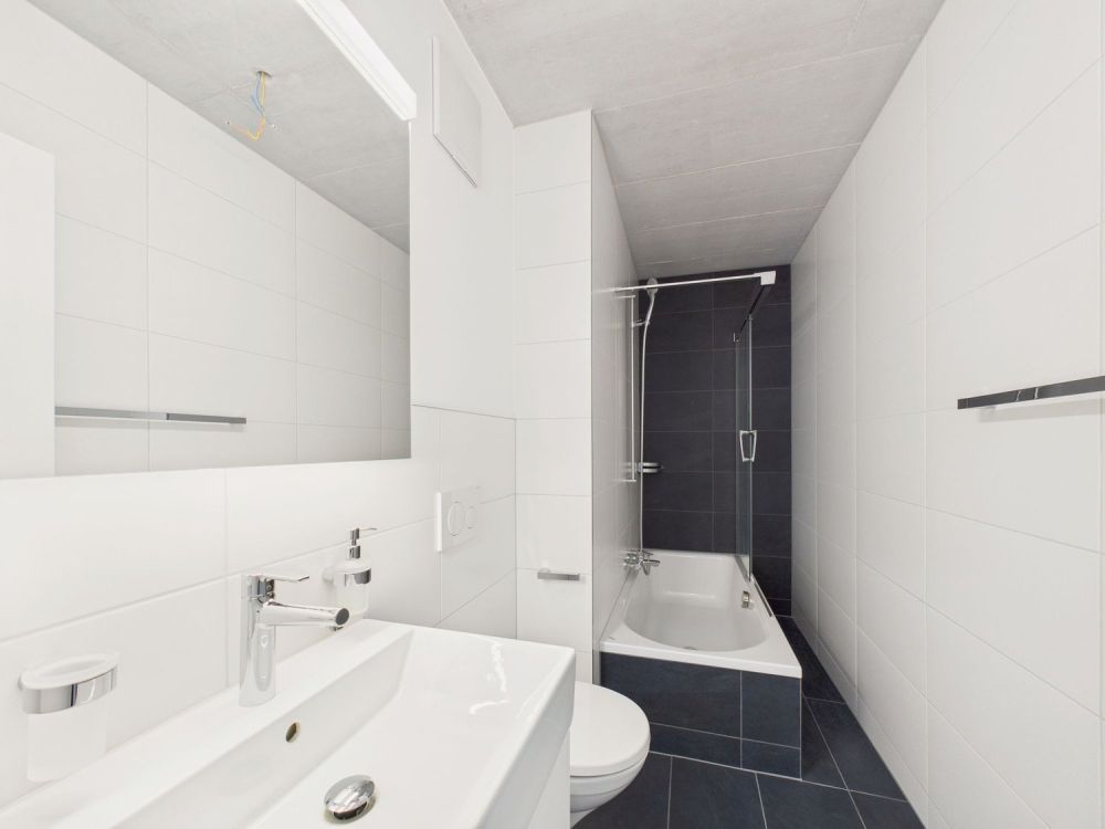 Exclusive New Build Duplex - Image 8