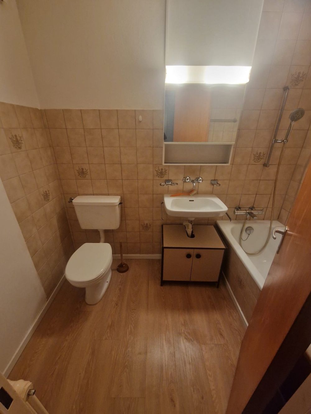 Erstvermietung nach Renovation! - Bild 3