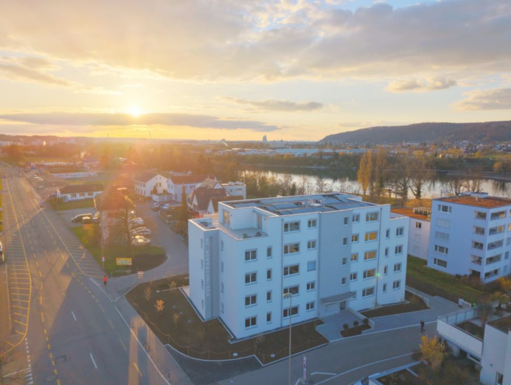 Moderne 3.5-Zimmerwohnung mit 27 m² Terrassenfläche - Bild 1