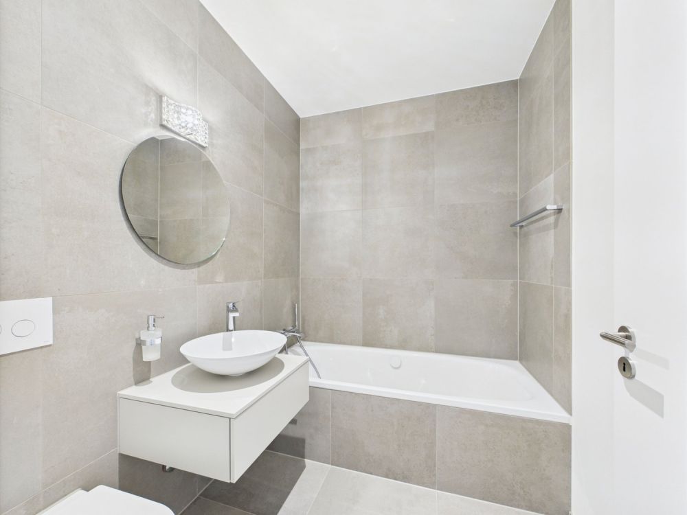 Exklusive Neubau-Attika 4.5 Zimmer - Image 9