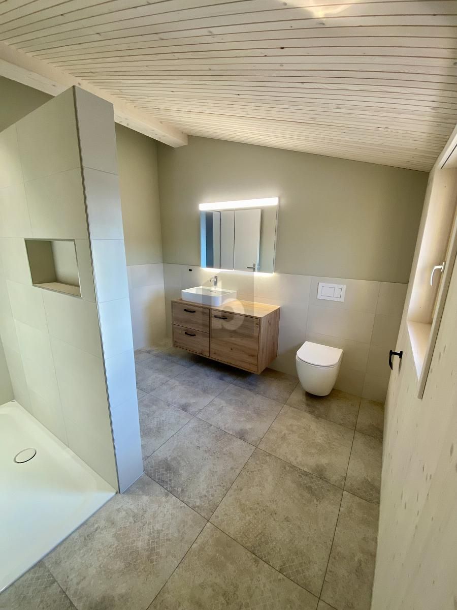 MODERN, LICHTDURCHFLUTET UND FAMILIENFREUNDLICH - Bild 3