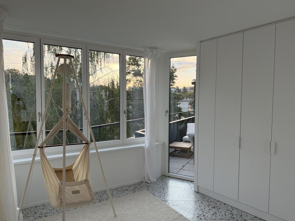 Helle 3½-Zimmer-Attikawohnung mit drei Balkonen und Weitsicht - Zürich ...