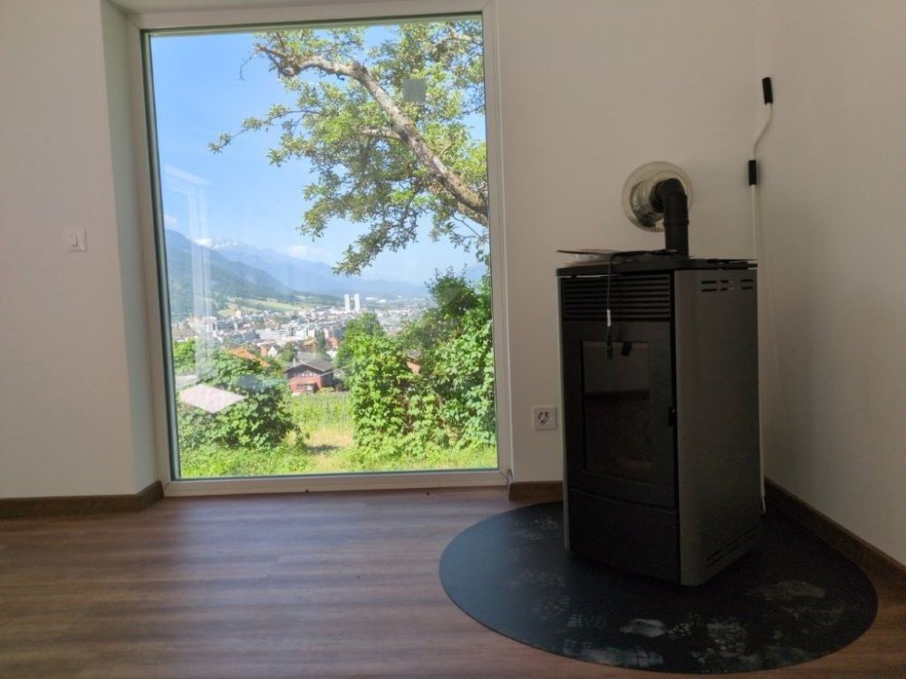 Ökologisches Tiny House an idyllischer Lage mit grossem Sitzplatz und Garten - Bild 2