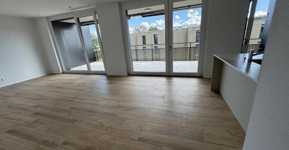 05697 - Appart. 3½ PCES - IMP. CHAMP-RIOND 24 - MATRAN - Appartement 3.5 pièces - image - 8