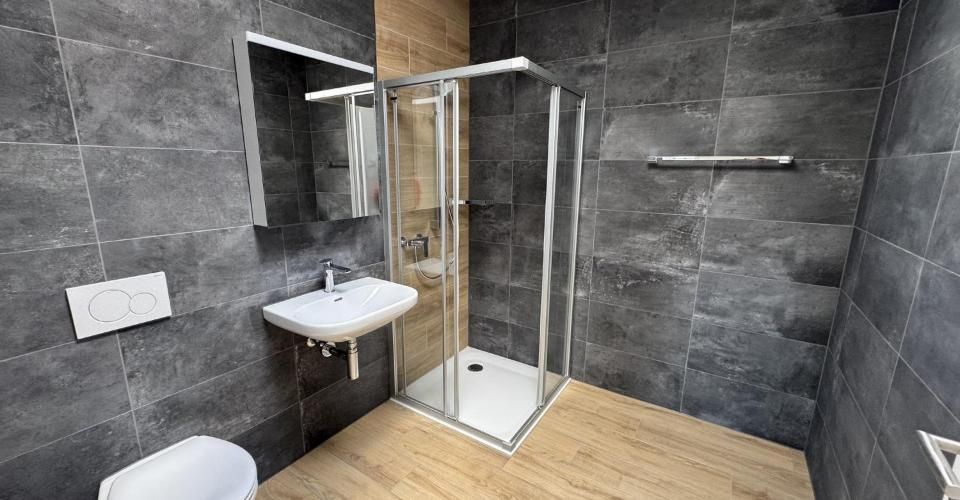 05697 - Appart. 3½ PCES - IMP. CHAMP-RIOND 24 - MATRAN - Appartement 3.5 pièces - image - 9