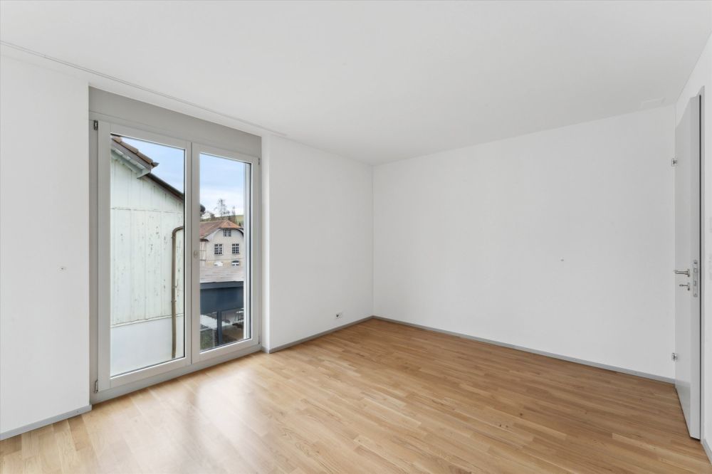 1. Nettomietzins gratis - 2½-Zimmer-Wohnung - Direkt beim Bahnhof! - Zimmer