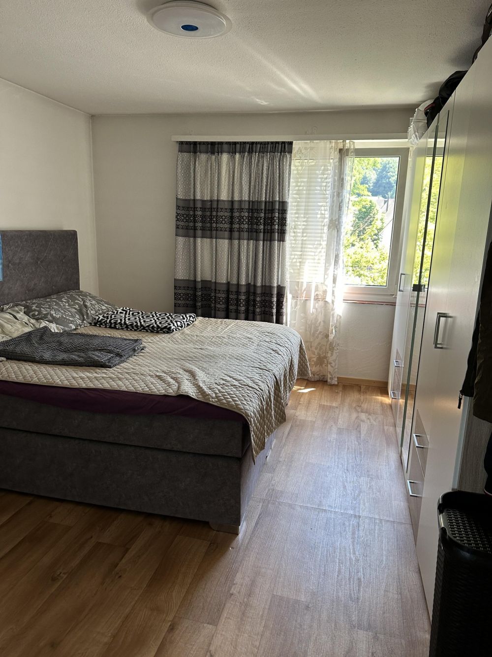 Befristet bis 31.03.2027/ 3.0 Zimmerwohnung in Bachenbülach - Bild 6