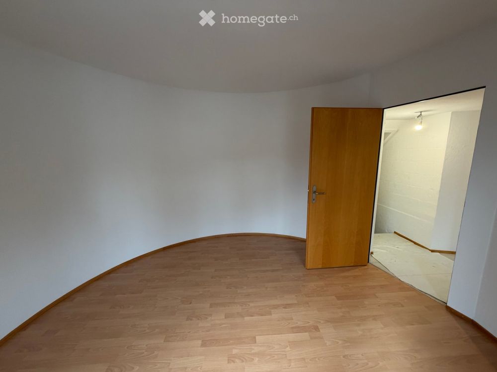 Attraktive 4.5-Zimmer- Maisonettewohnung an zentraler Lage in Hinwil - Bild 13