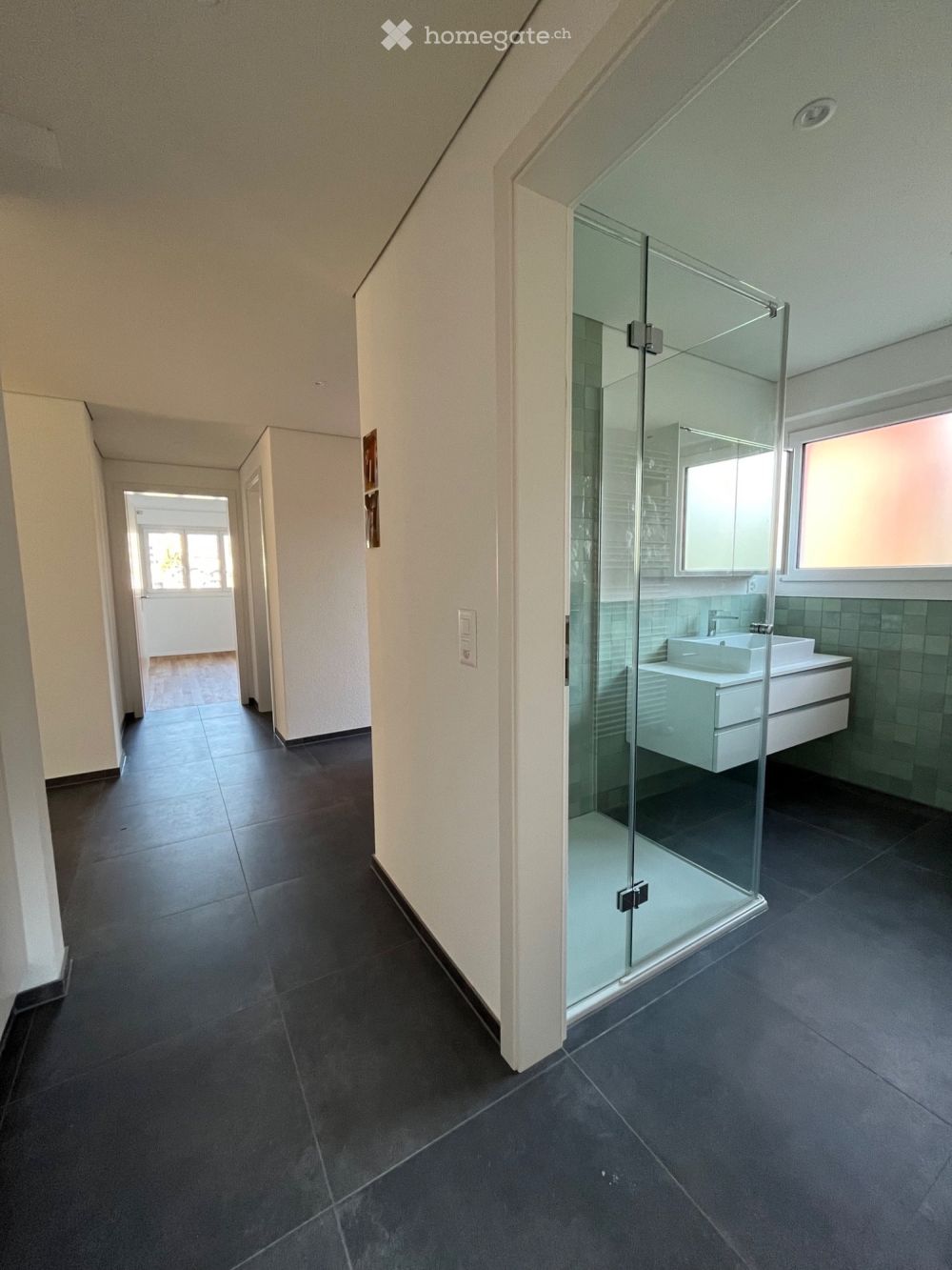 Wunderschöne 4,5 Zimmerwohnung in der Spiezer Bucht - Bild 6