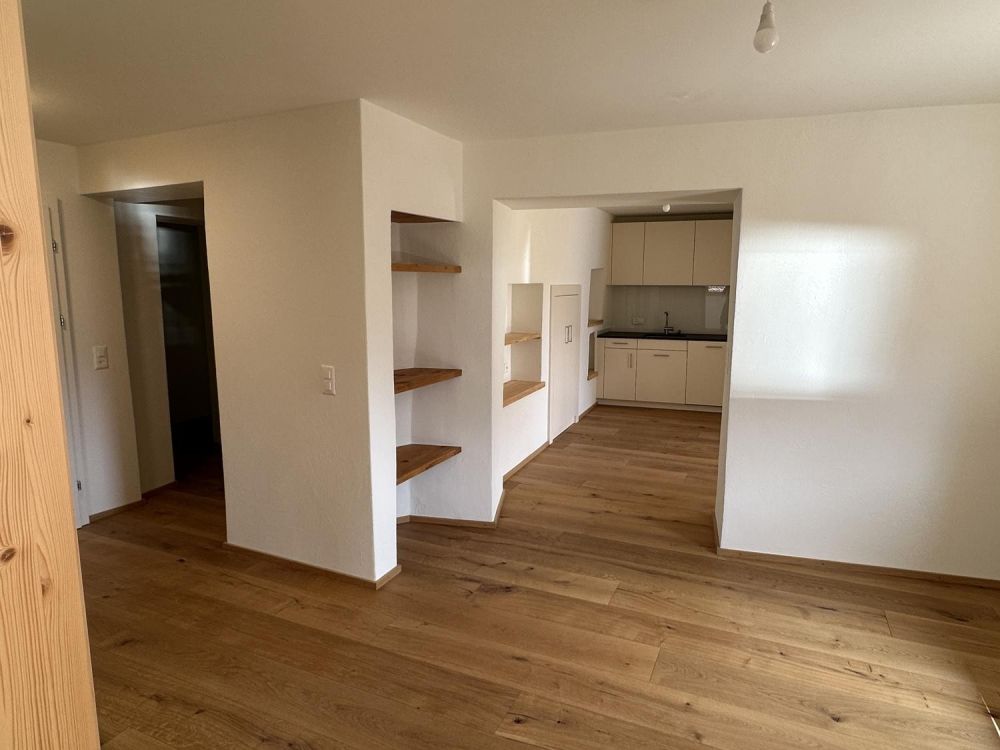Erstbezug nach Sanierung– 4-Zimmer-Wohnung mit Wintergarten - Bild 7