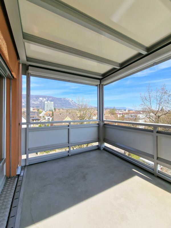 ERSTBEZUG 4.5-Zimmer-Wohnung - totalsaniert - 2 Balkone - ruhige Lage in Solothurn - Bild 13