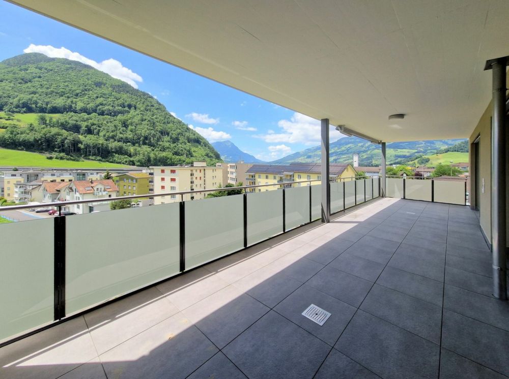 Attraktive 3.5-Zimmer-Neubauwohnung - Balkon mit Aussicht