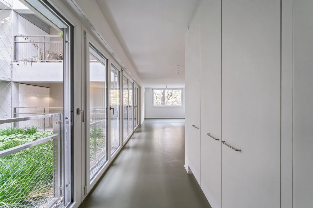 Ihre neue Traumwohnung mit begrünten Atrium - Korridor