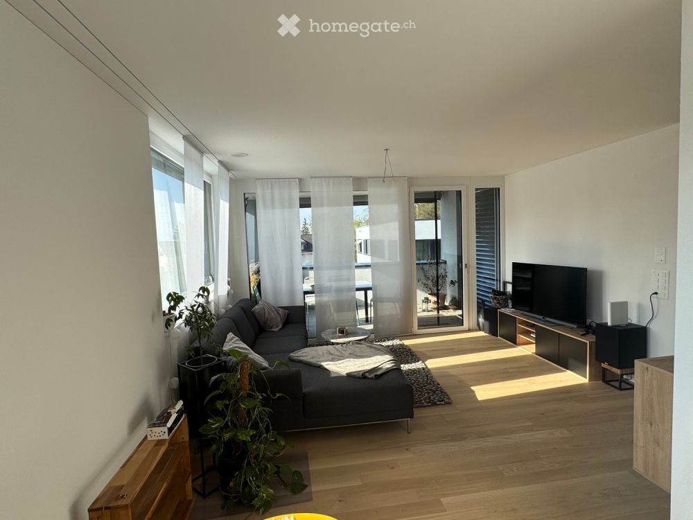 Helle & Moderne 2.5 Zi.-Neubauwohnung in Neuhausen am Rheinfall - Balkon & Weitsicht inklusive - Bild 1