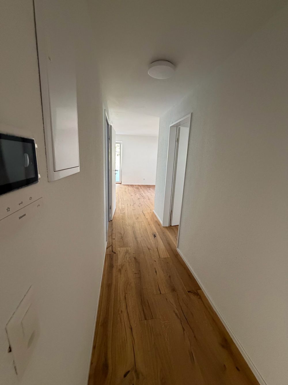 ERSTVERMIETUNG: Wunderschöne 3.5 Zimmerwohnung an toller Lage - Bild 3