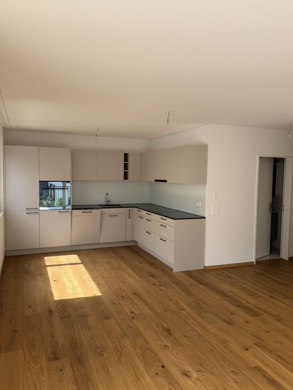 3.5-Zimmerwohnung - Erstvermietung im Eigentumsstandard - Bild 2