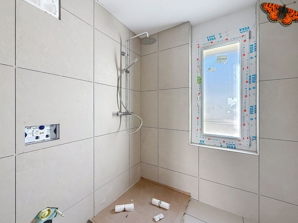3 ½ PIÈCES - Neuf proche toutes commodités - Salle de douche chambre parentale