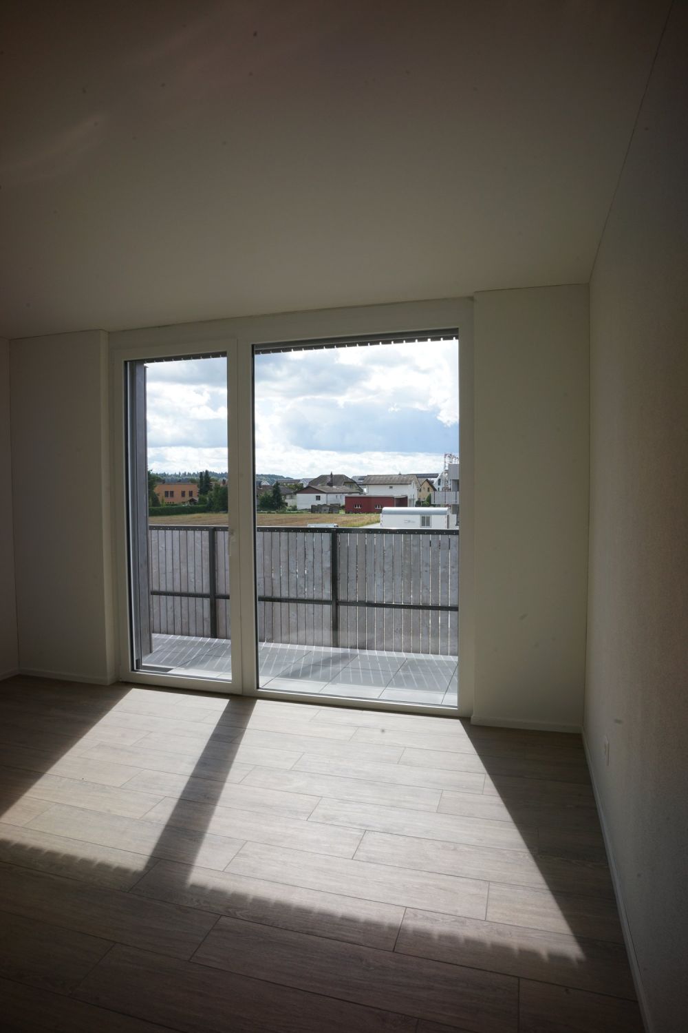 Neubau - Erstbezug in topmoderne, lichtdurchflutete Wohnung - Bild 12