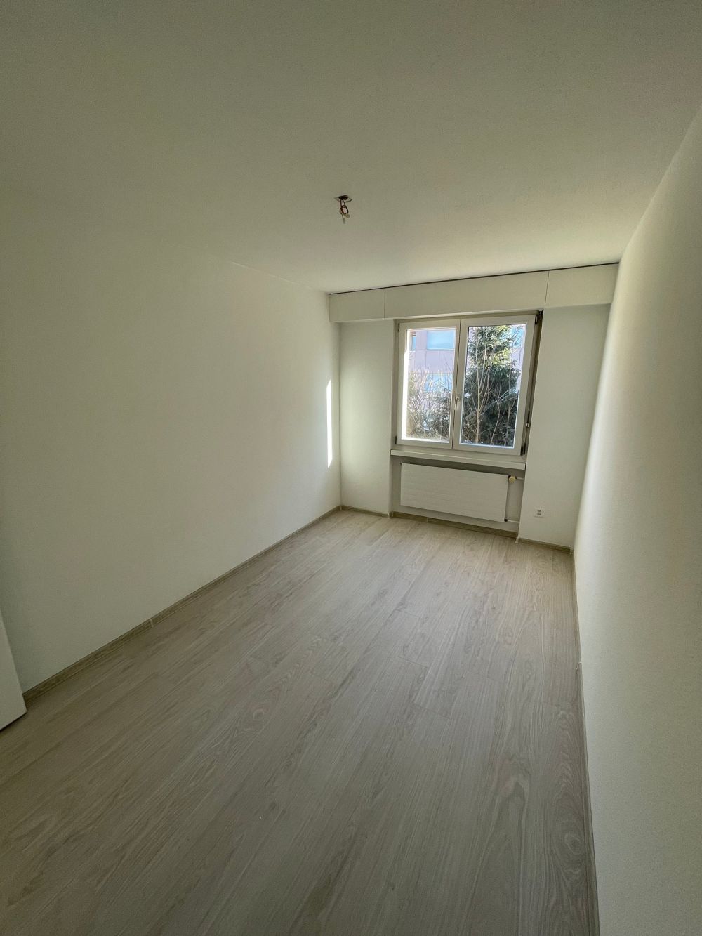 Erstvermietung nach Sanierung, 4-ZW mit zwei Balkonen und eigener Waschmaschine - Bild 7