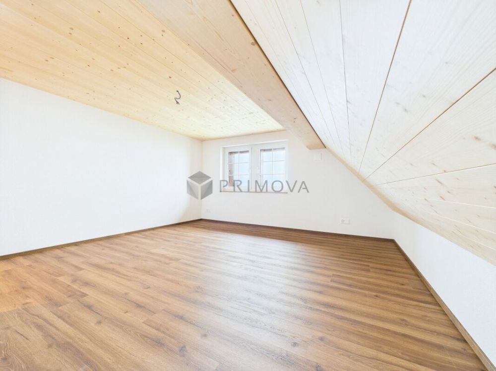 Wohnen im Einklang von Tradition und Moderne: Wie aus dem Ei gepellt - Ihr exklusiver Hausteil im steuergünstigen Feusisberg - Bild 7